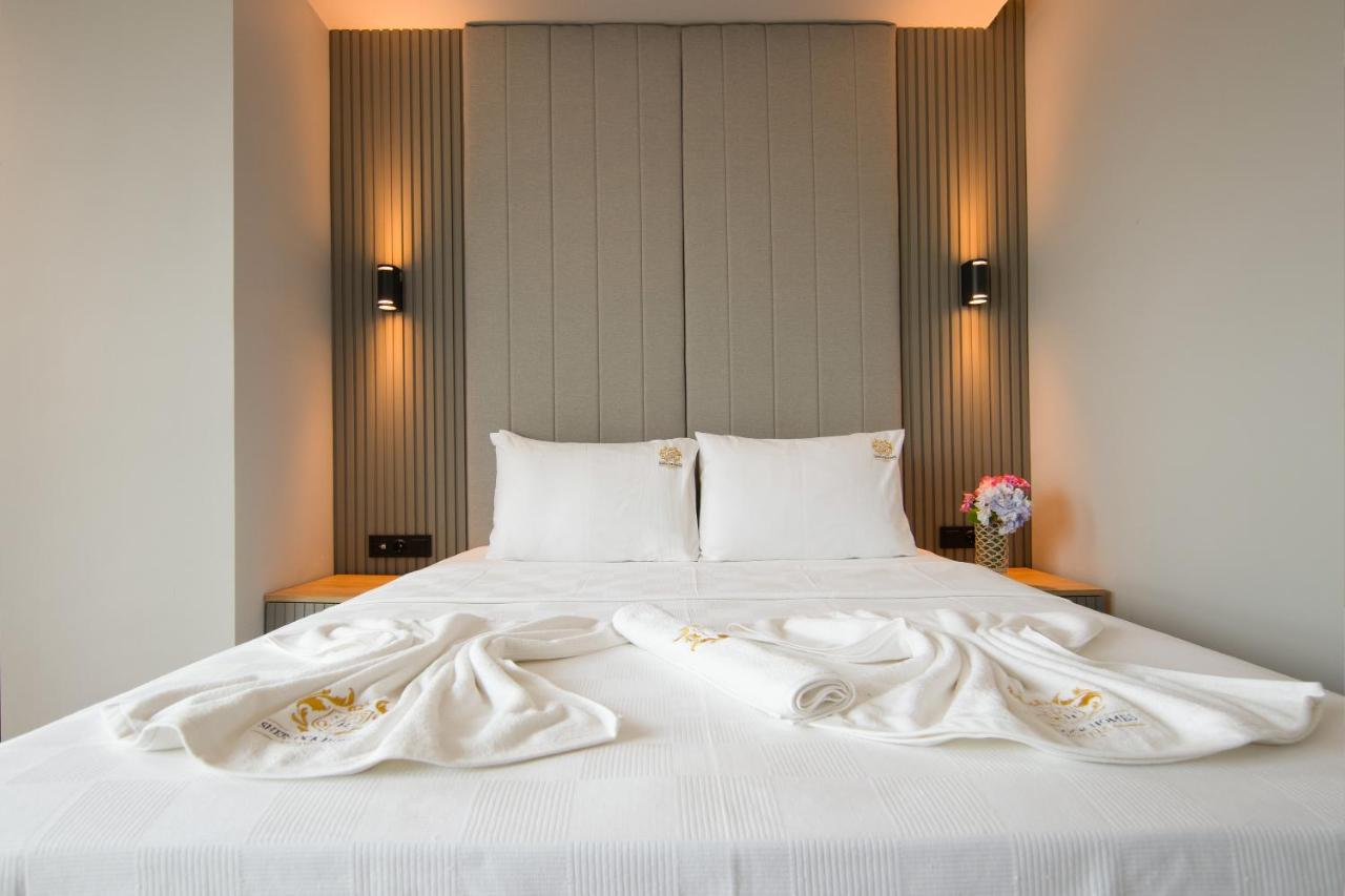 Sherlock Homes Hotels Istanbul Bagian luar foto